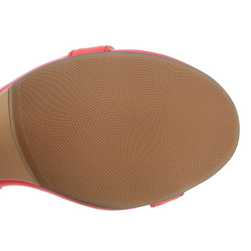 凉鞋女夏2017新款女鞋羊皮露趾一字带扣粗跟