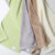 三利 纯棉素雅毛巾2条装 32×74cm 情侣款柔软吸水洗脸面巾(绿色+灰色 毛巾)第4张高清大图
