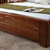 王者佳人床实木床1.81.5米现代中式卧室实木家具婚床双人床橡胶木床YX-8245(胡桃色1.8米)第4张高清大图
