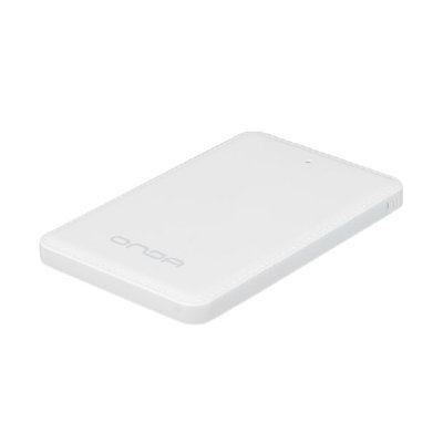 Onda/昂达迷你超薄移动电源卡片式充电宝聚合物超轻小巧4000毫安(白色 标配+充电线)