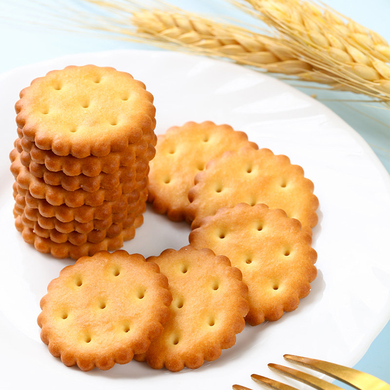 满减良品铺子天日盐小圆饼102g1袋咸味饼干零食休闲食品小包装