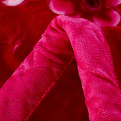 斜月三星家纺 加绒加厚拉舍尔双层毛毯 秋冬季保暖绒毯 包边双层云毯 单双人情侣婚庆毯子(红色花开)