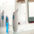 飞利浦（Philips） 冲牙器 家用电动洗牙器成人喷气式洗牙机洁牙器水牙线 HX8331/01白色第2张高清大图