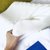 泰国乳胶枕头一对天然橡胶枕芯记忆枕家用单人护颈低枕双人睡(乳胶枕成人款35*55一对带枕套)第3张高清大图